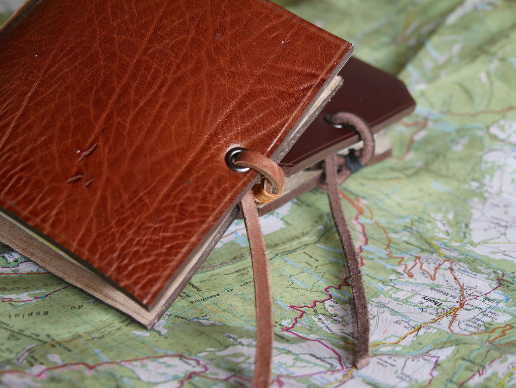 Carnet d'aventure à lacet